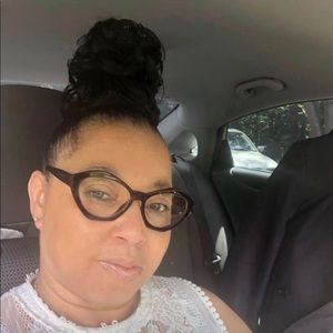 Meet your Posher, Sherri